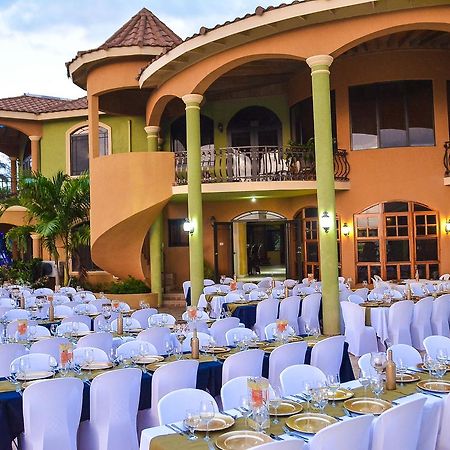 Milbrooks Resort มอนเทโกเบย์ ภายนอก รูปภาพ
