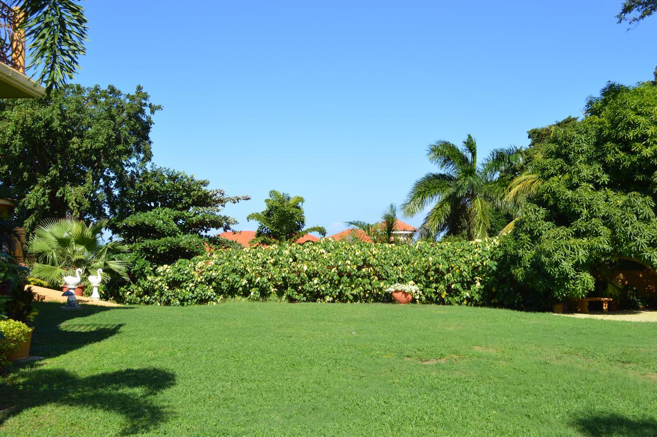 Milbrooks Resort มอนเทโกเบย์ ภายนอก รูปภาพ