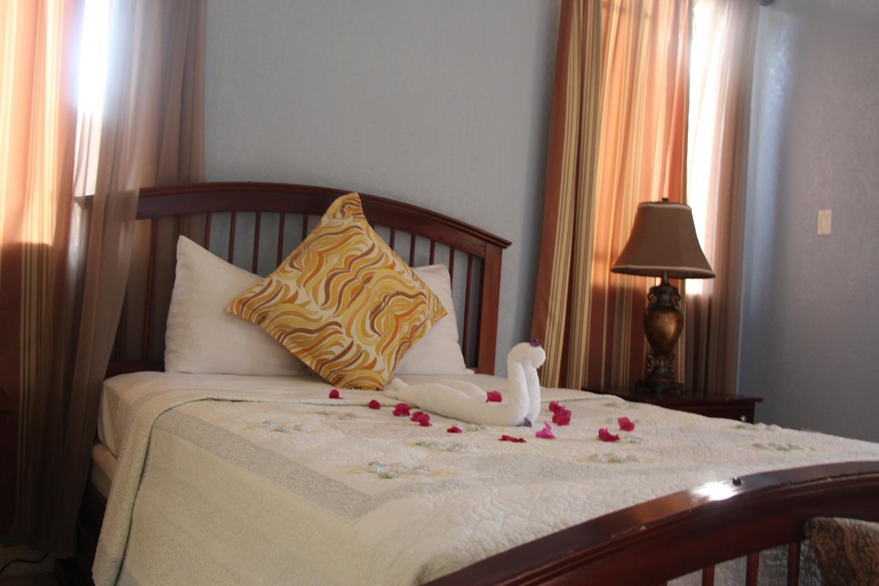 Milbrooks Resort มอนเทโกเบย์ ภายนอก รูปภาพ